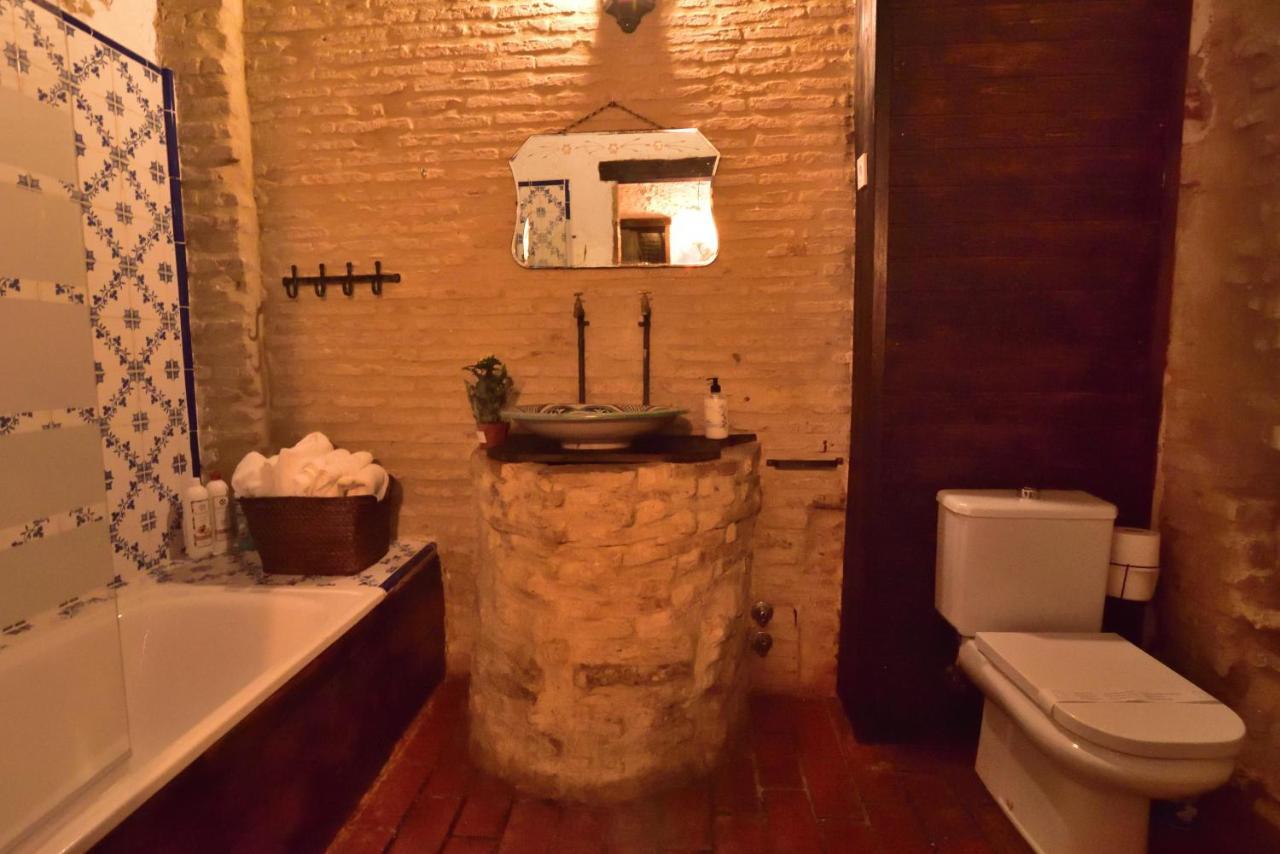 Suite Dona Ines Barrio Santacruz Sevilla Exteriör bild